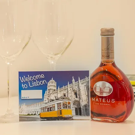 Bica Historical Tram Lisboa