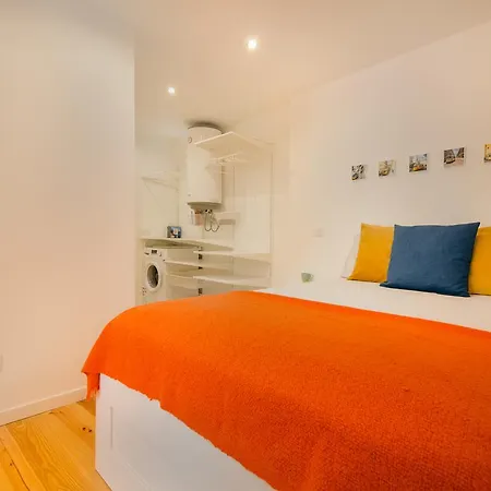 Bica Historical Tram Lisboa